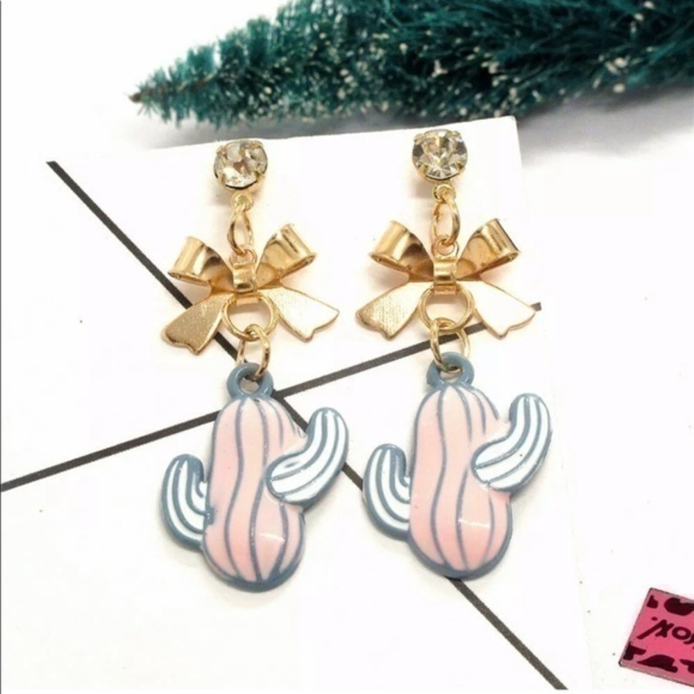 New cute Cactus earrings G4